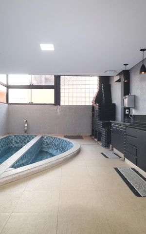 Casa de condomínio para alugar com 250m², 3 quartos e 4 vagasEspaço Gourmet / Piscina