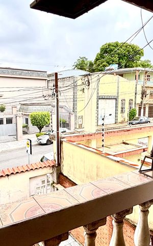 Casa para alugar com 420m², 3 quartos e 2 vagas Casa para alugar com 420m², 3 quartos e 2 vagasVaranda