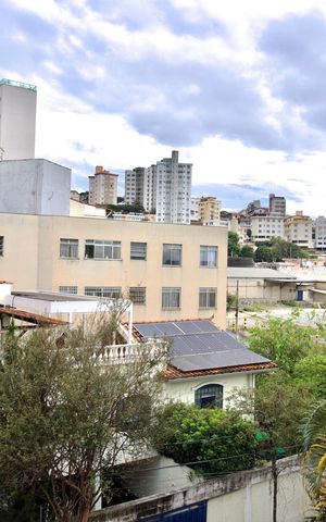 Apartamento à venda com 155m², 3 quartos e 2 vagas Apartamento à venda com 155m², 3 quartos e 2 vagasQuarto 3 - Janela Vista