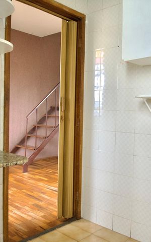 Apartamento à venda com 155m², 3 quartos e 2 vagas Apartamento à venda com 155m², 3 quartos e 2 vagasCozinha