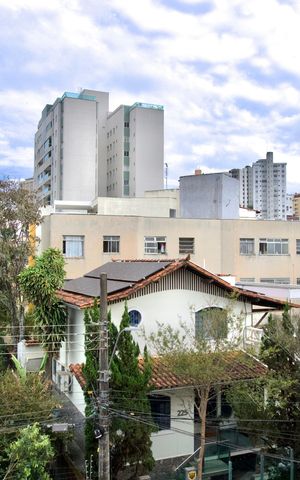 Apartamento à venda com 155m², 3 quartos e 2 vagas Apartamento à venda com 155m², 3 quartos e 2 vagasSuíte - Janela Vista