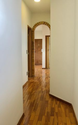Apartamento à venda com 155m², 3 quartos e 2 vagas Apartamento à venda com 155m², 3 quartos e 2 vagasCorredor
