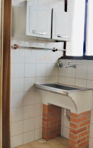 Apartamento à venda com 155m², 3 quartos e 2 vagas Apartamento à venda com 155m², 3 quartos e 2 vagasÁrea de Serviço
