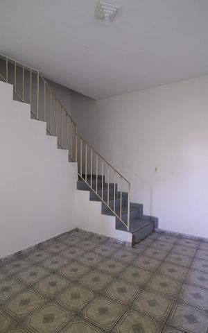 Casa para alugar com 80m², 2 quartos e 1 vagaSala