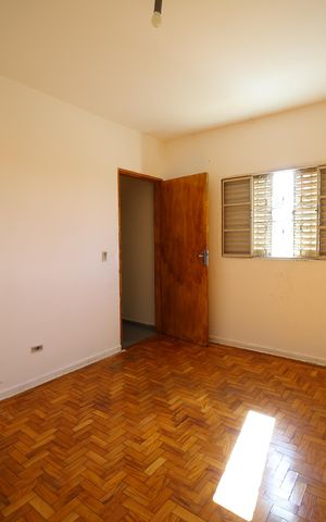 Casa para alugar com 80m², 2 quartos e 1 vagaQuarto 1