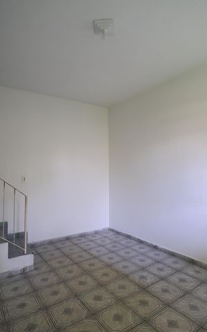 Casa para alugar com 80m², 2 quartos e 1 vagaSala
