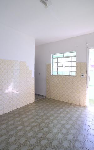 Casa para alugar com 80m², 2 quartos e 1 vagaCozinha