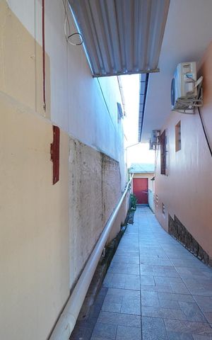 Casa para alugar com 72m², 2 quartos e sem vagaEntrada