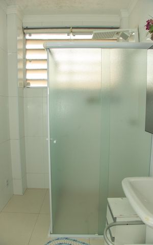 Apartamento à venda com 98m², 2 quartos e 2 vagas Apartamento à venda com 98m², 2 quartos e 2 vagasBanheiro