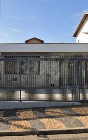 Casa à venda com 146m², 3 quartos e 4 vagas