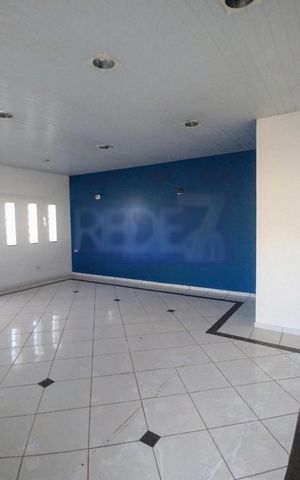 Casa à venda com 185m², 3 quartos e 3 vagas