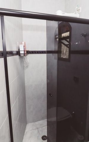 Casa à venda com 232m², 3 quartos e 4 vagas Casa à venda com 232m², 3 quartos e 4 vagasBanheiro