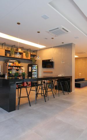 Studio à venda com 27m², 1 quarto e 1 vaga Studio à venda com 27m², 1 quarto e 1 vagaÁrea comum