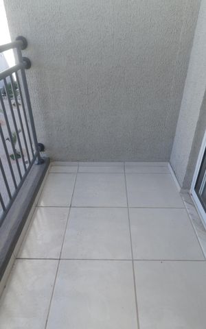 Apartamento para alugar com 50m², 2 quartos e 1 vagaVaranda