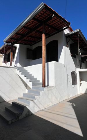 Casa à venda com 283m², 6 quartos e 3 vagas