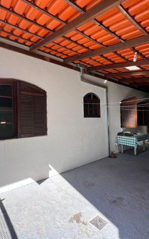 Casa à venda com 283m², 6 quartos e 3 vagas