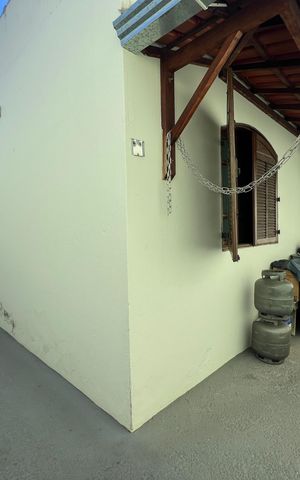 Casa à venda com 283m², 6 quartos e 3 vagas