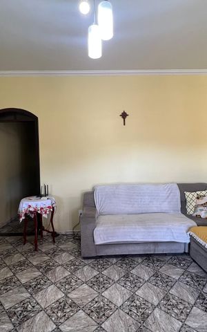 Casa à venda com 283m², 6 quartos e 3 vagas