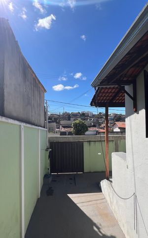 Casa à venda com 283m², 6 quartos e 3 vagas