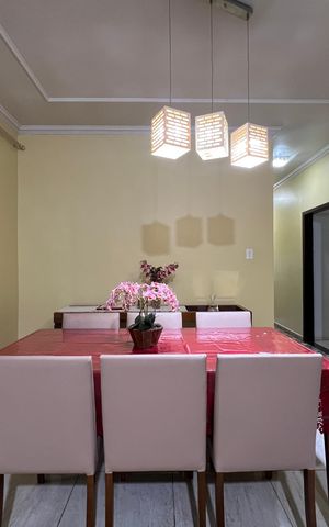 Casa à venda com 283m², 6 quartos e 3 vagas