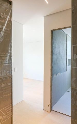 Apartamento à venda com 201m², 3 quartos e 3 vagas Apartamento à venda com 201m², 3 quartos e 3 vagasSuíte 1