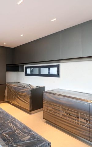 Apartamento à venda com 201m², 3 quartos e 3 vagas Apartamento à venda com 201m², 3 quartos e 3 vagasCozinha