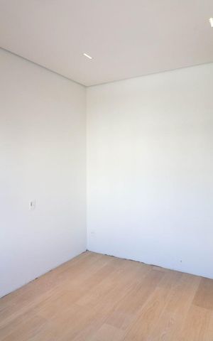 Apartamento à venda com 201m², 3 quartos e 3 vagas Apartamento à venda com 201m², 3 quartos e 3 vagasSuíte 1