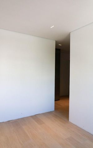 Apartamento à venda com 201m², 3 quartos e 3 vagas Apartamento à venda com 201m², 3 quartos e 3 vagasSuíte 1