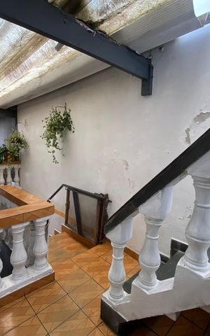 Casa à venda com 358m², 8 quartos e 3 vagas