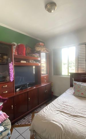 Casa à venda com 358m², 8 quartos e 3 vagas
