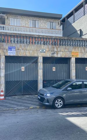 Casa à venda com 358m², 8 quartos e 3 vagas