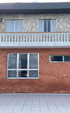 Casa à venda com 358m², 8 quartos e 3 vagas