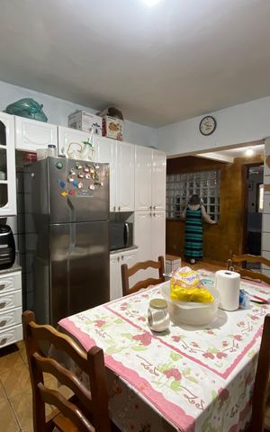 Casa à venda com 358m², 8 quartos e 3 vagas