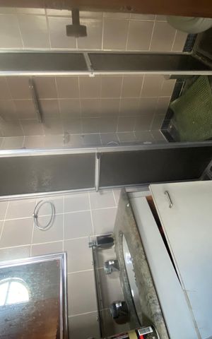 Casa à venda com 358m², 8 quartos e 3 vagas