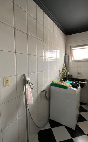 Casa à venda com 358m², 8 quartos e 3 vagas
