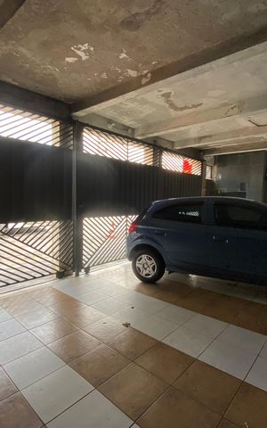 Casa à venda com 358m², 8 quartos e 3 vagas