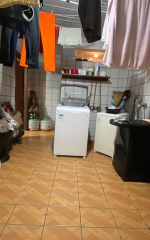 Casa à venda com 358m², 8 quartos e 3 vagas