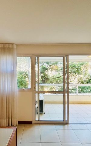 Apartamento para alugar com 135m², 3 quartos e 2 vagas