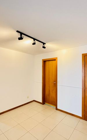 Apartamento para alugar com 135m², 3 quartos e 2 vagas