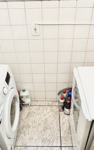 Apartamento à venda com 64m², 3 quartos e 1 vaga Apartamento à venda com 64m², 3 quartos e 1 vagaÁrea de serviço