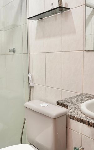 Apartamento à venda com 64m², 3 quartos e 1 vaga Apartamento à venda com 64m², 3 quartos e 1 vagaBanheiro Social
