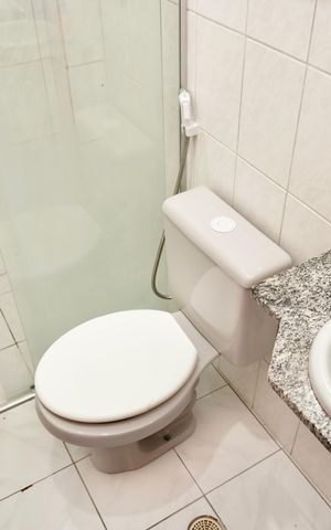 Apartamento à venda com 64m², 3 quartos e 1 vaga Apartamento à venda com 64m², 3 quartos e 1 vagaBanheiro Social
