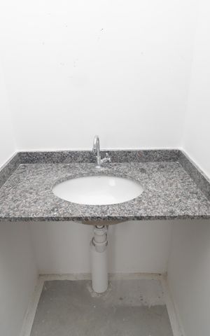 Apartamento para alugar com 35m², 2 quartos e sem vagaBanheiro