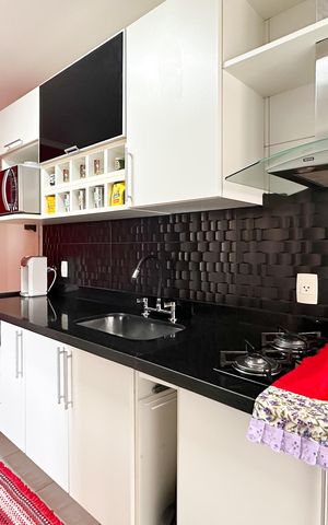Apartamento à venda com 107m², 3 quartos e 2 vagas Apartamento à venda com 107m², 3 quartos e 2 vagasCozinha