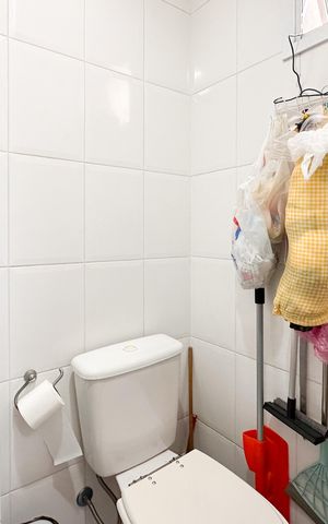 Apartamento à venda com 107m², 3 quartos e 2 vagas Apartamento à venda com 107m², 3 quartos e 2 vagasBanheiro de serviço