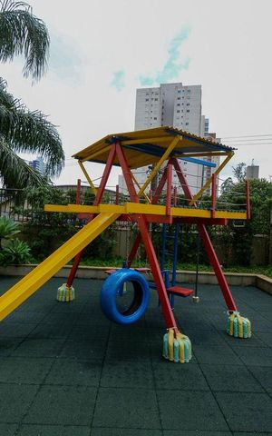 Apartamento à venda com 107m², 3 quartos e 2 vagas Apartamento à venda com 107m², 3 quartos e 2 vagasÁrea comum - Playground