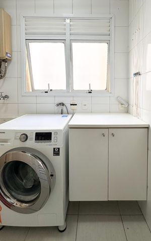 Apartamento à venda com 107m², 3 quartos e 2 vagas Apartamento à venda com 107m², 3 quartos e 2 vagasÁrea de Serviço