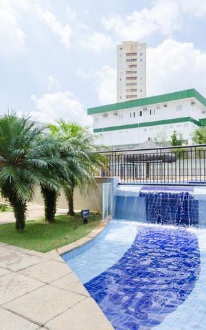 Apartamento à venda com 107m², 3 quartos e 2 vagas Apartamento à venda com 107m², 3 quartos e 2 vagasÁrea comum - Piscina