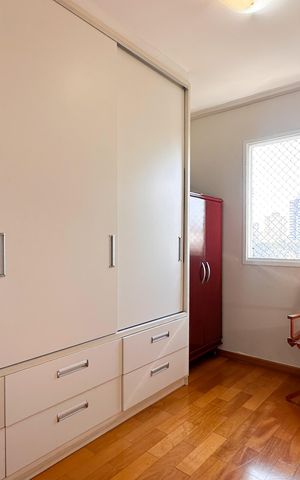 Apartamento à venda com 107m², 3 quartos e 2 vagas Apartamento à venda com 107m², 3 quartos e 2 vagasQuarto 1