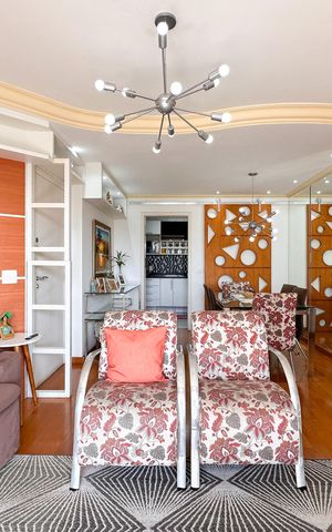 Apartamento à venda com 107m², 3 quartos e 2 vagas Apartamento à venda com 107m², 3 quartos e 2 vagasSala